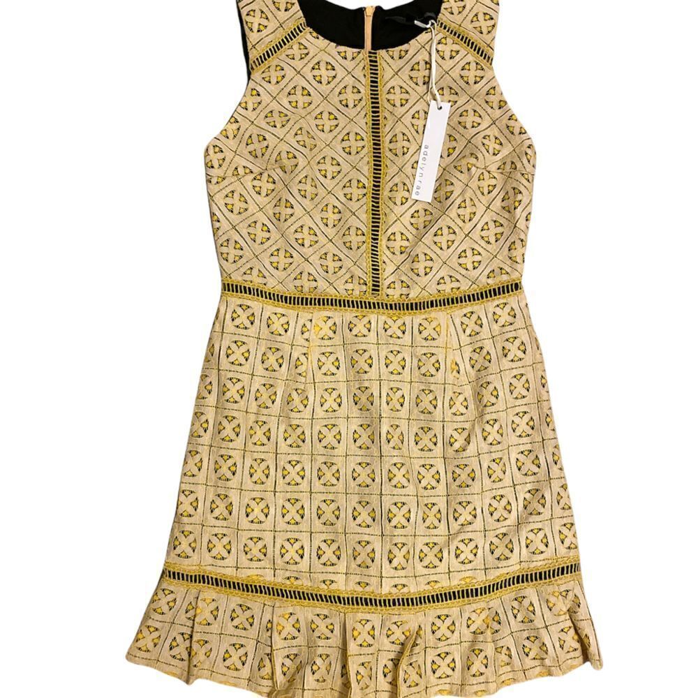 Adelyn Rae Lace Short Dress Size S
